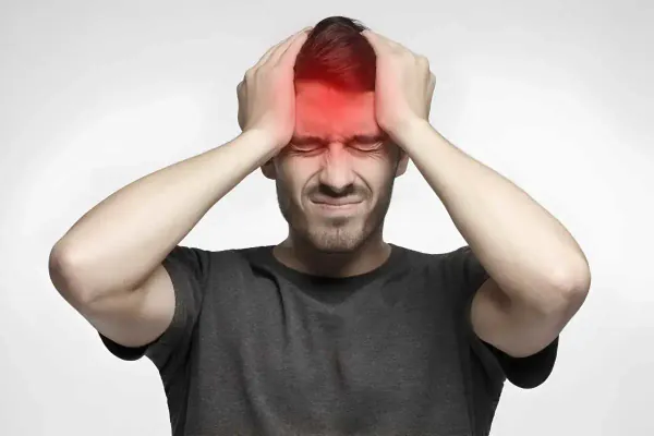 5 Different Kinds of Headaches & Know When to Worry